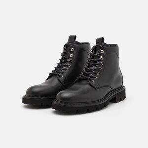 BOSS Men's Julyo Leather Chukka Boots US 8 - EU 41